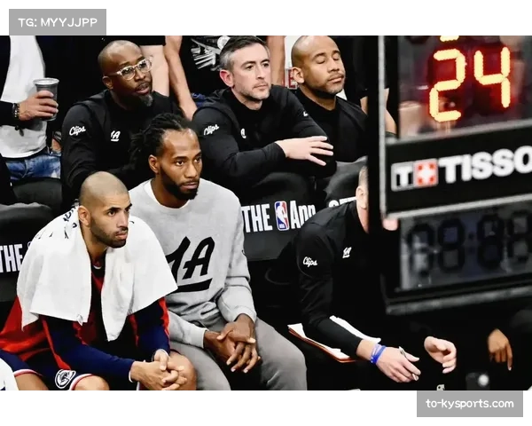 伦纳德谈球队新体系和防守理念 称自己状态良好期待与新教练合作